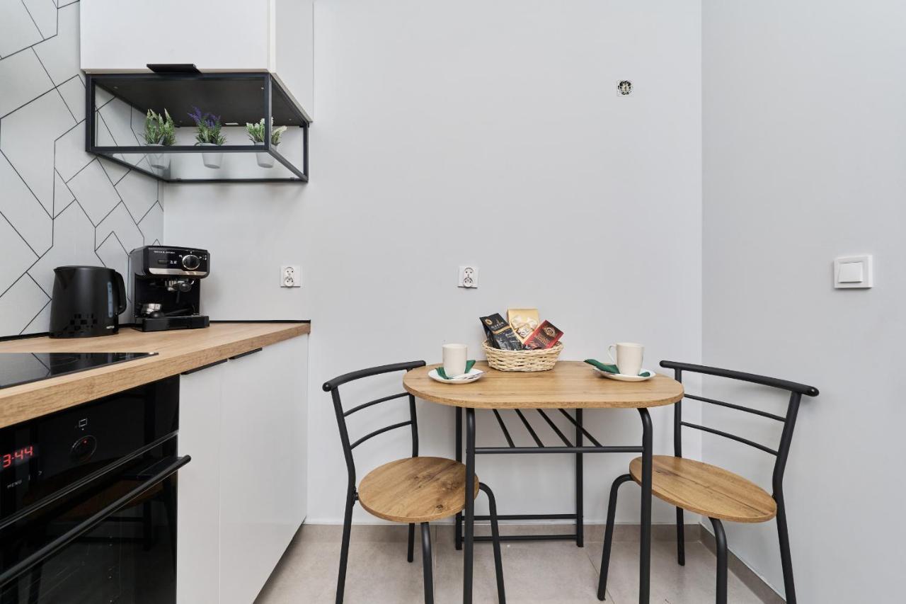 Nowa Manufaktura Apartment Wroclaw Krzyki By Noclegi Renters ภายนอก รูปภาพ