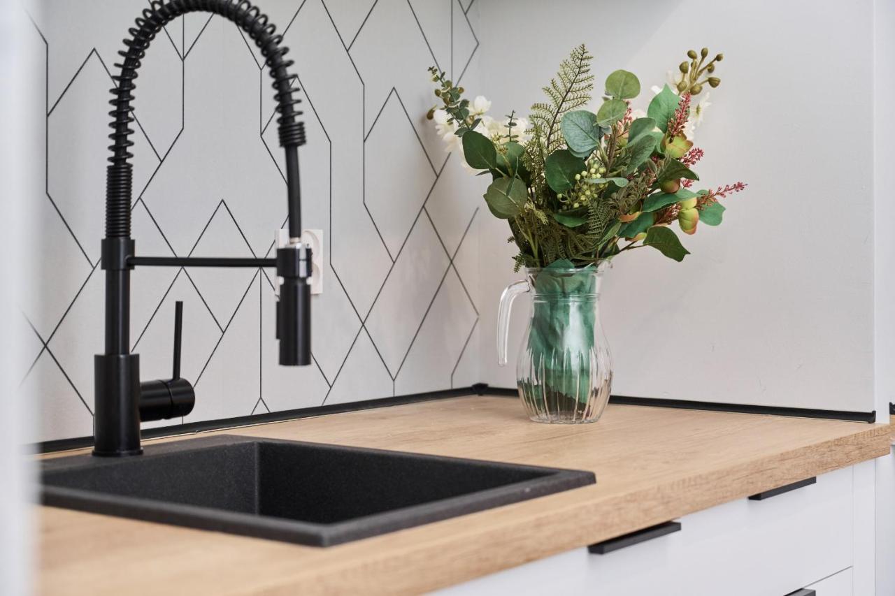 Nowa Manufaktura Apartment Wroclaw Krzyki By Noclegi Renters ภายนอก รูปภาพ