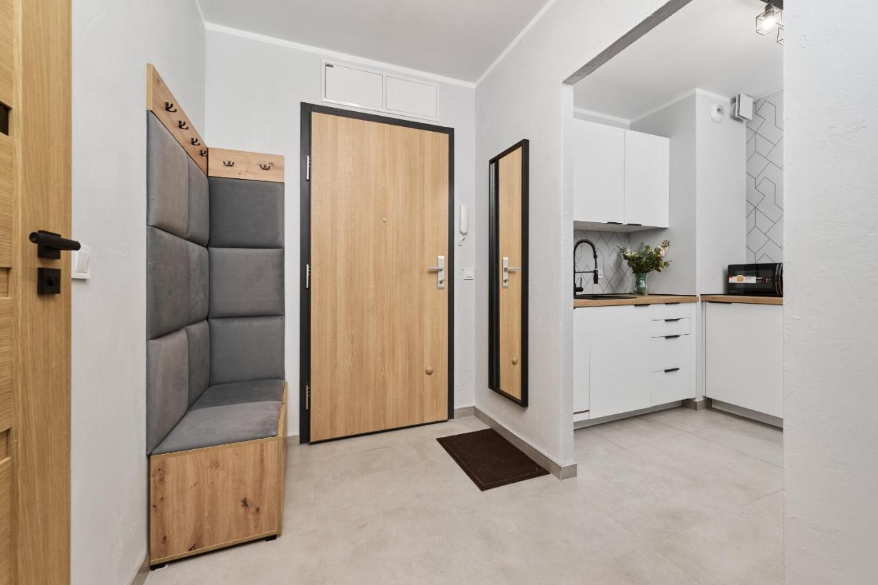 Nowa Manufaktura Apartment Wroclaw Krzyki By Noclegi Renters ภายนอก รูปภาพ