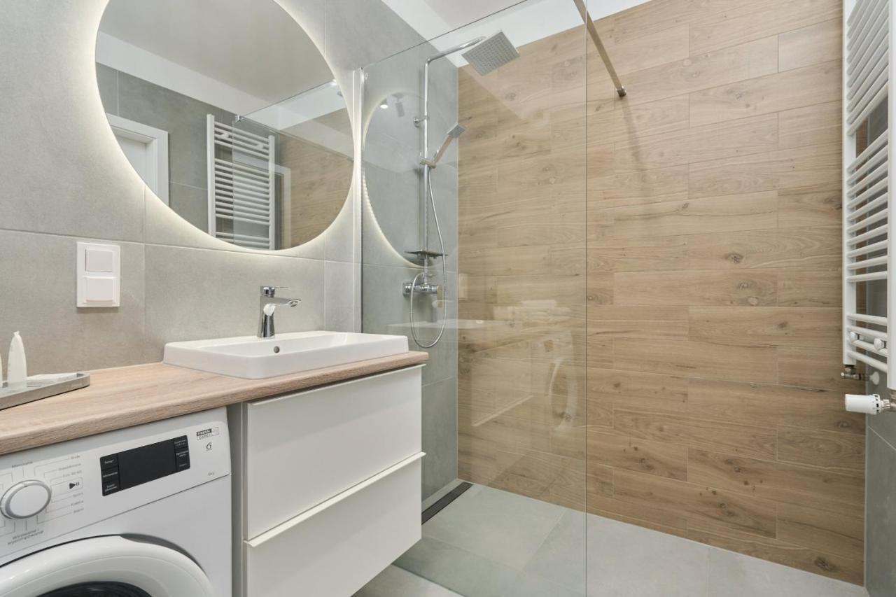 Nowa Manufaktura Apartment Wroclaw Krzyki By Noclegi Renters ภายนอก รูปภาพ